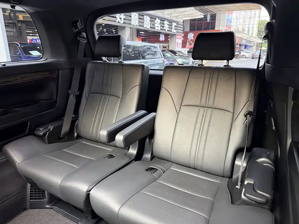 Toyota Alphard 2019 — фото 8