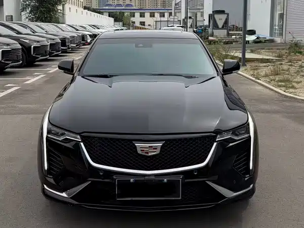 Cadillac CT4 2024