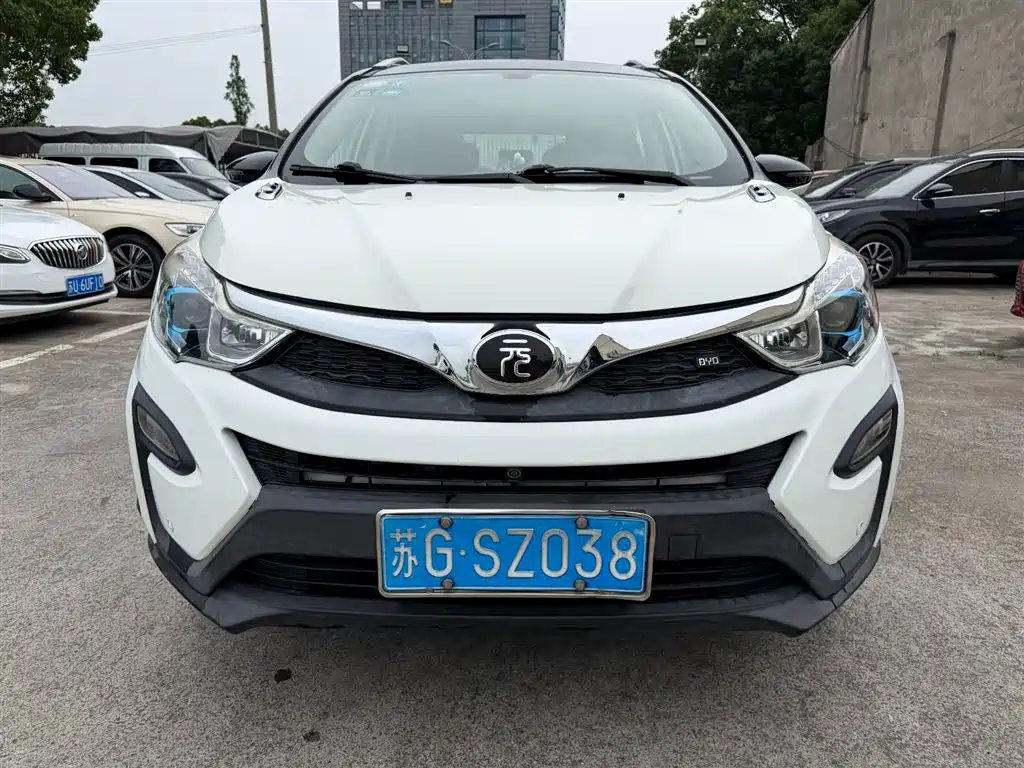 BYD Yuan 2016