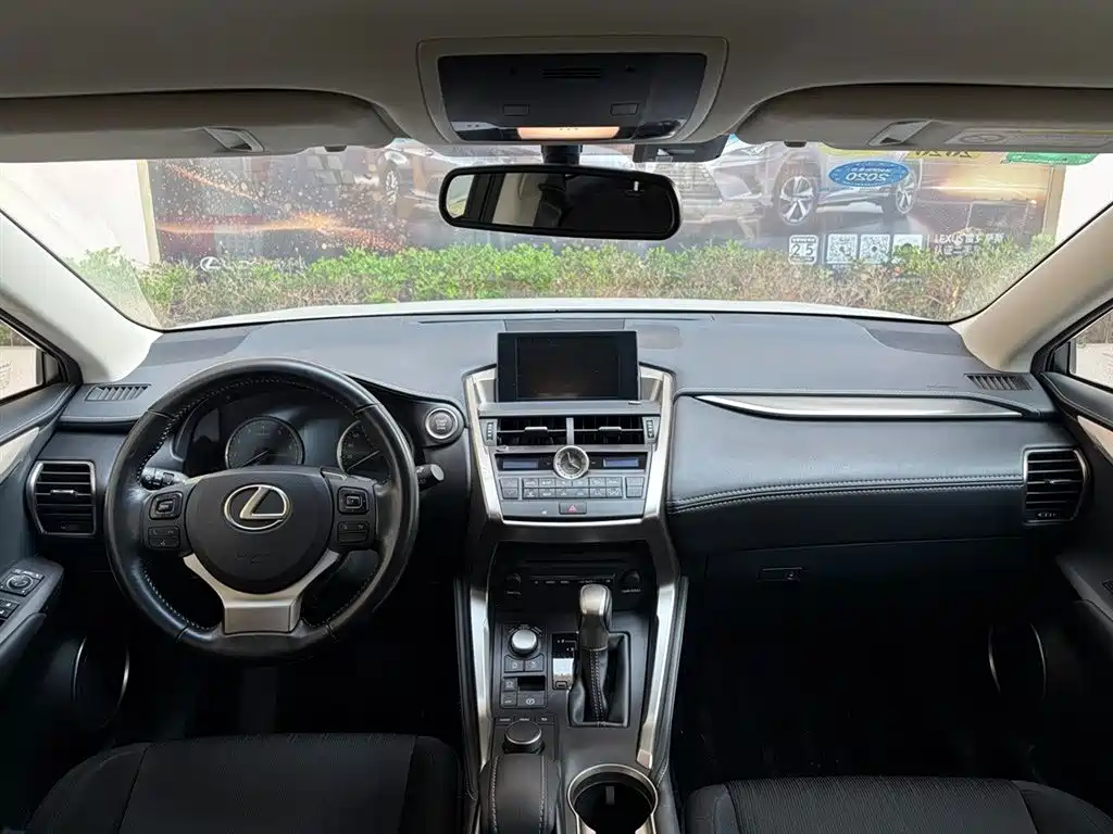 Lexus NX 2016 — фото 13