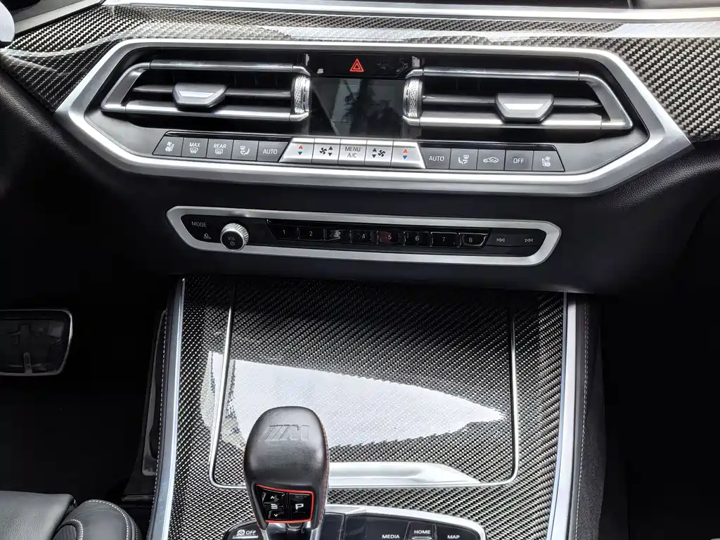 BMW X5 M 2023 — фото 44