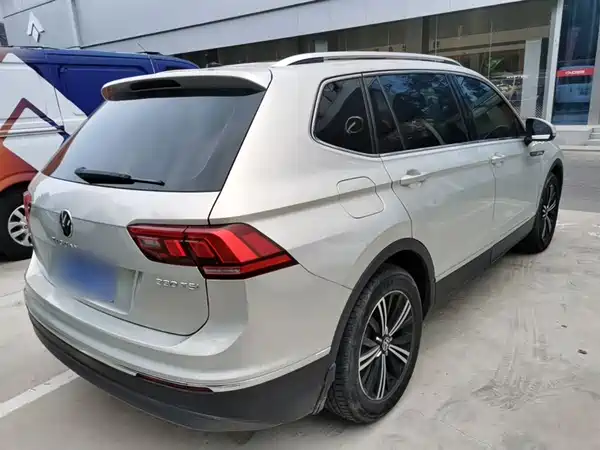 Volkswagen Tiguan L 2021