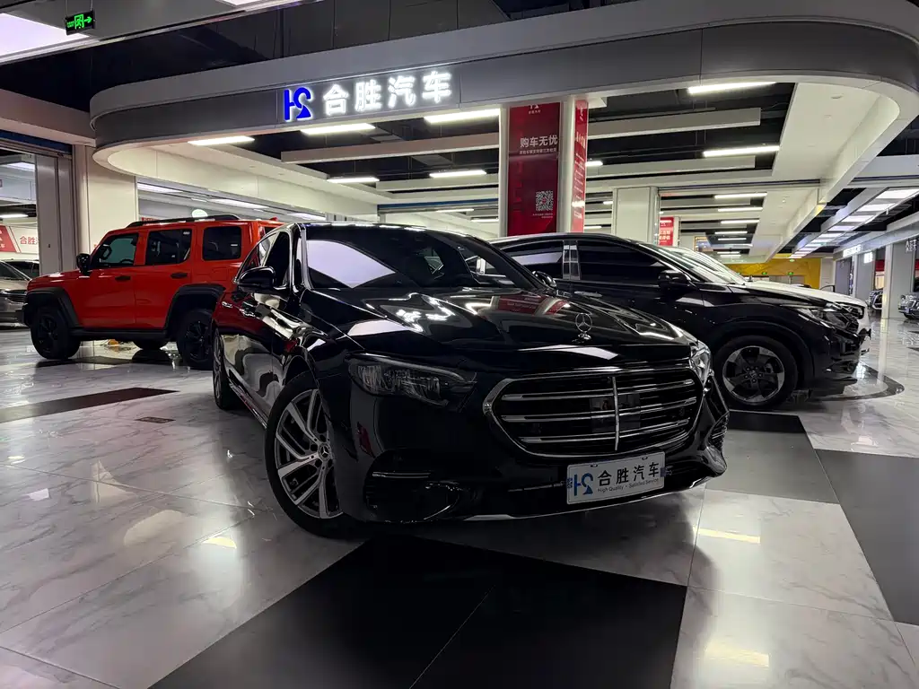 Mercedes-Benz E-Class 2024