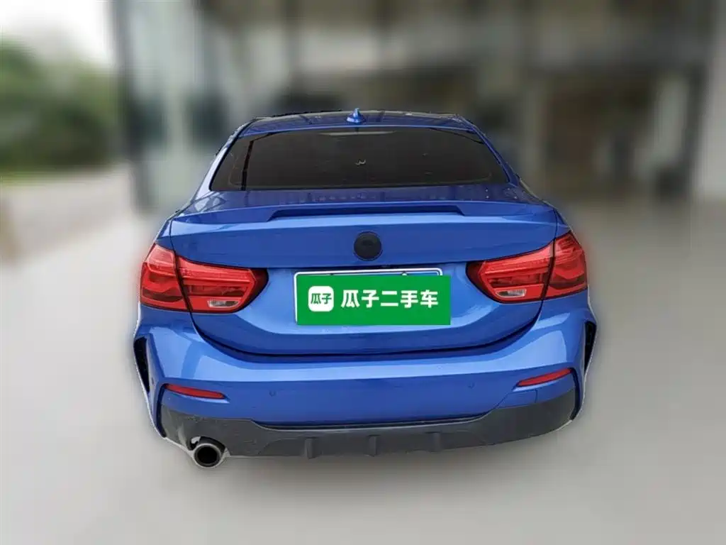 BMW 1 Series 2019 — фото 10