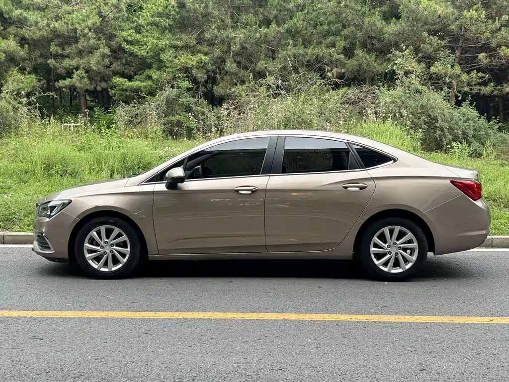 Buick Verano 2018 — фото 3