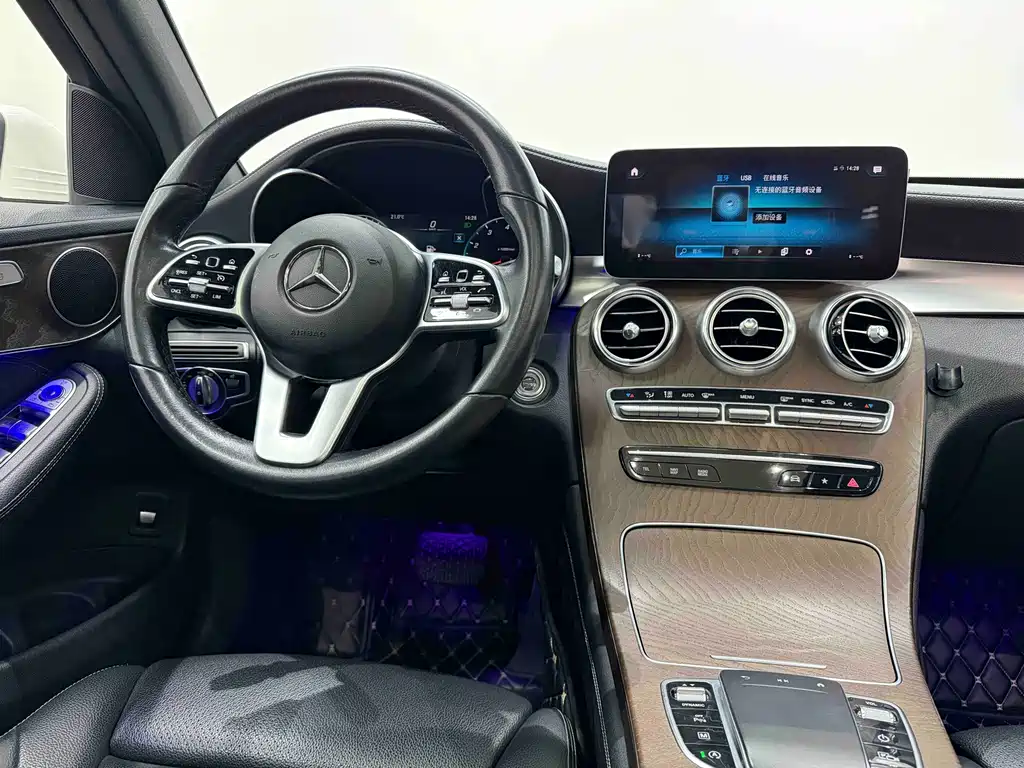 Mercedes-Benz GLC 2019 — фото 11