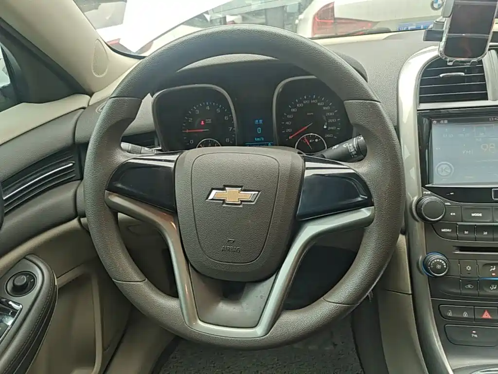Chevrolet Malibu 2015 — фото 11