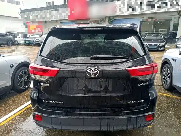 Toyota Highlander 2020