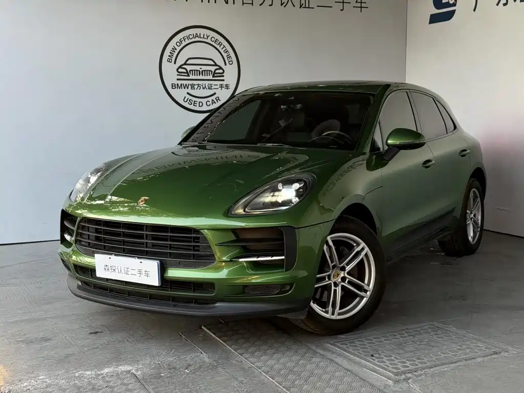 Porsche Macan 2019 — фото 1