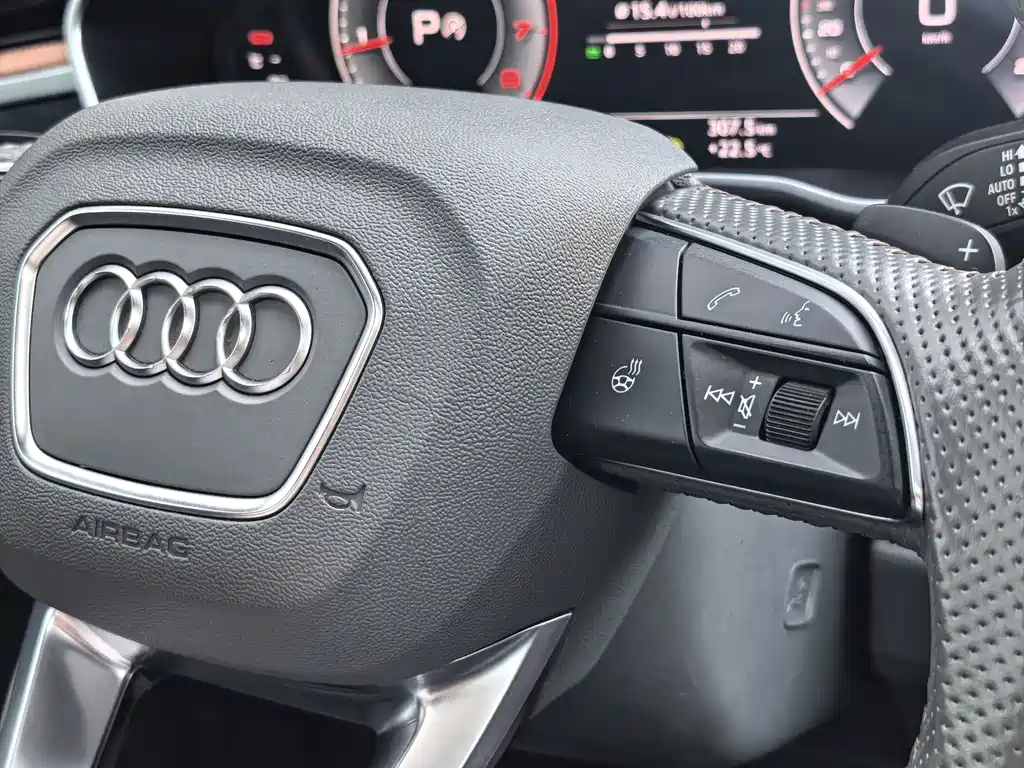 Audi Q3 Sportback 2021 — фото 19