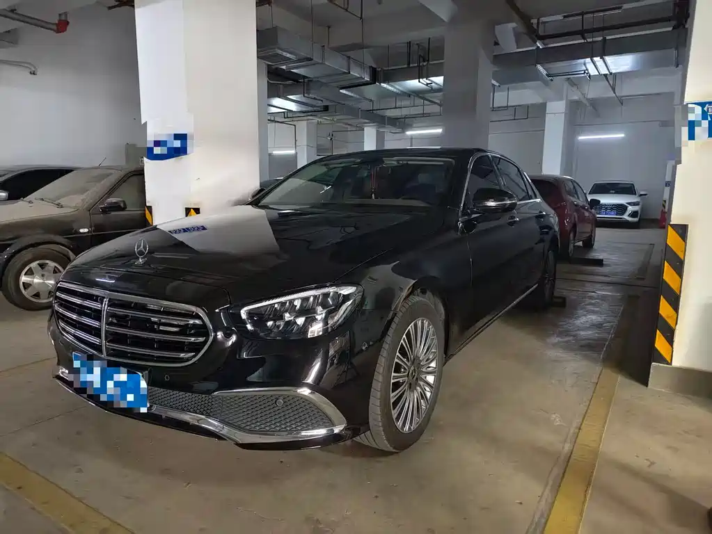 Mercedes-Benz E-Class 2023 — фото 1
