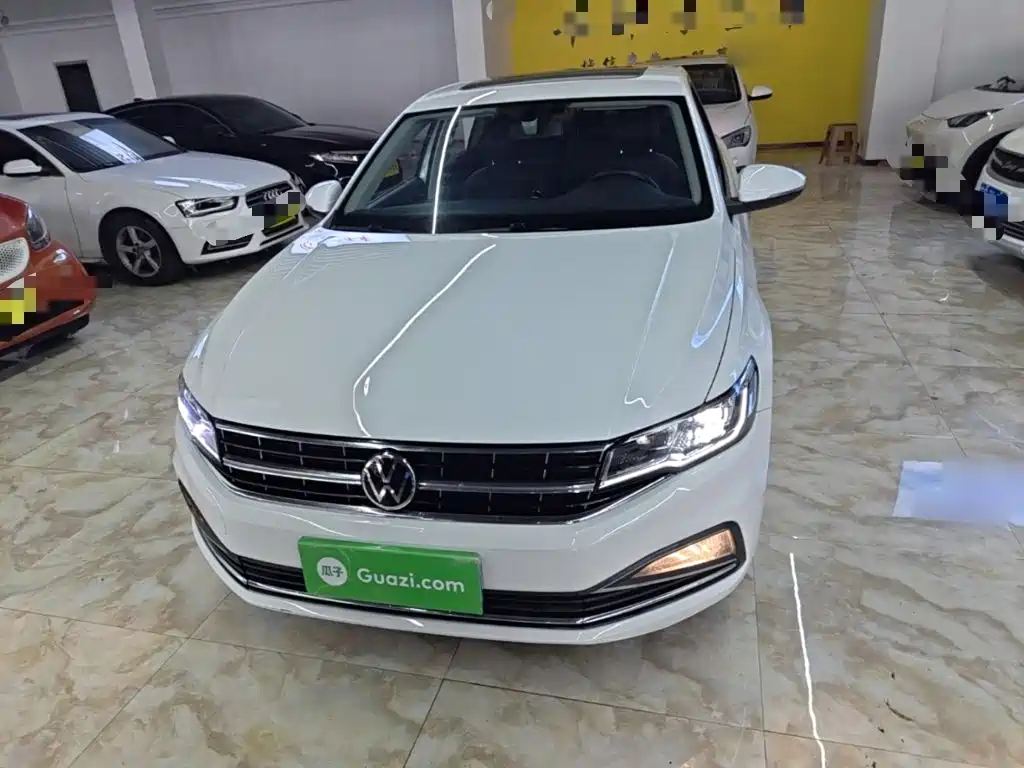 Volkswagen Bora 2021