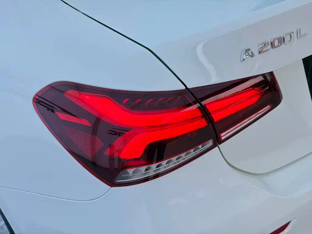 Mercedes-Benz A-Class 2021 — фото 25