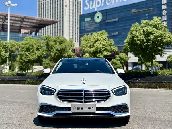 Mercedes-Benz E-Class 2023
