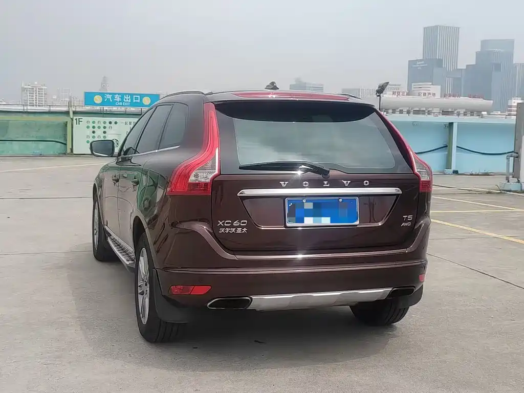 Volvo XC60 2015 — фото 6
