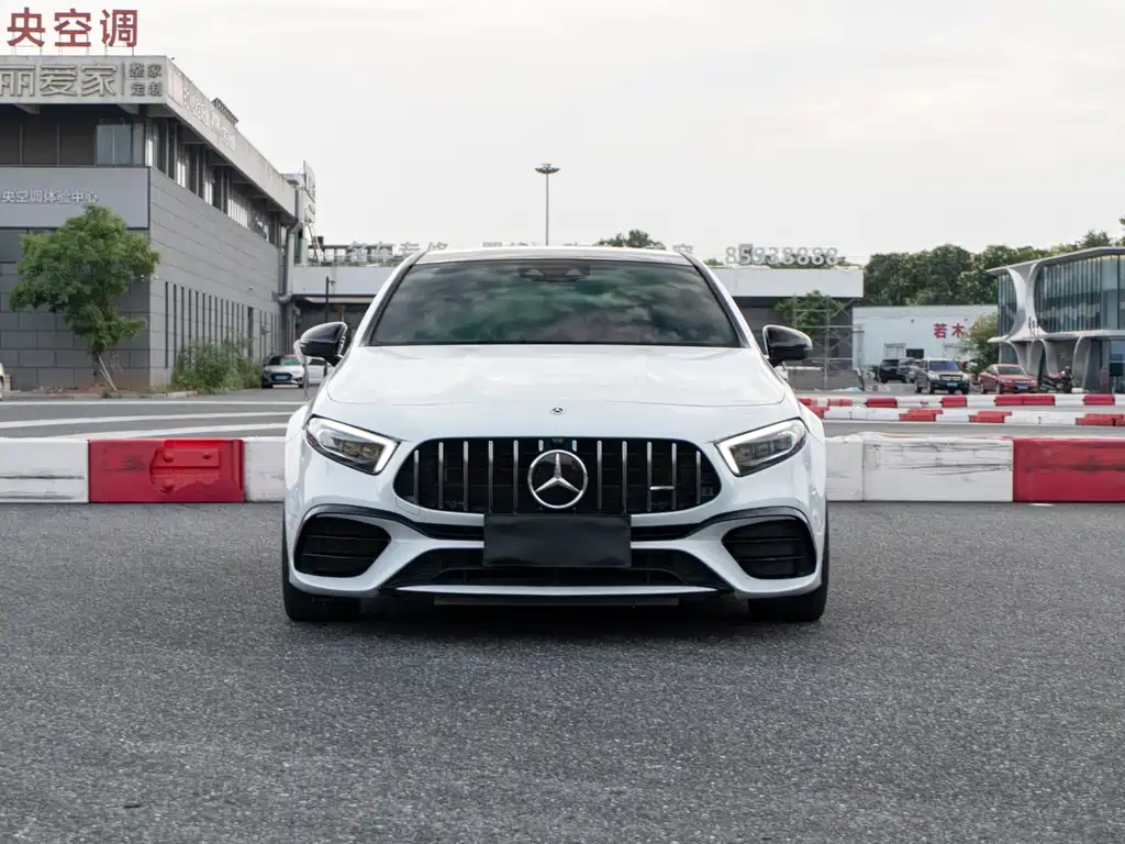 Mercedes-Benz A-Class AMG 2020 — фото 2