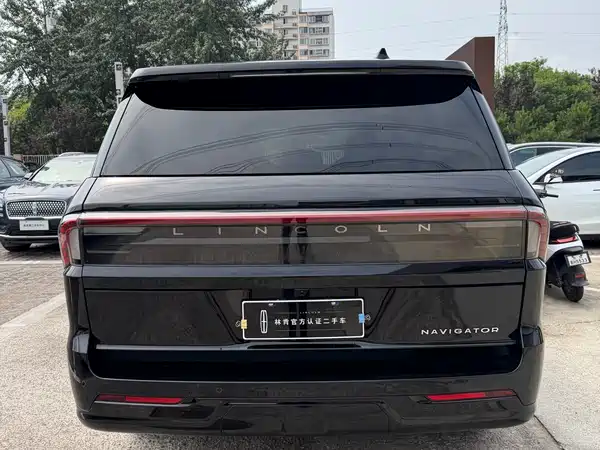 Lincoln Navigator 2025