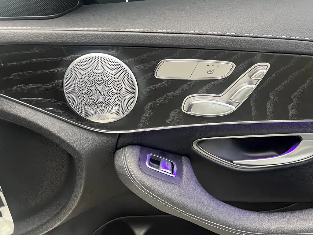 Mercedes-Benz C-Class 2021 — фото 12