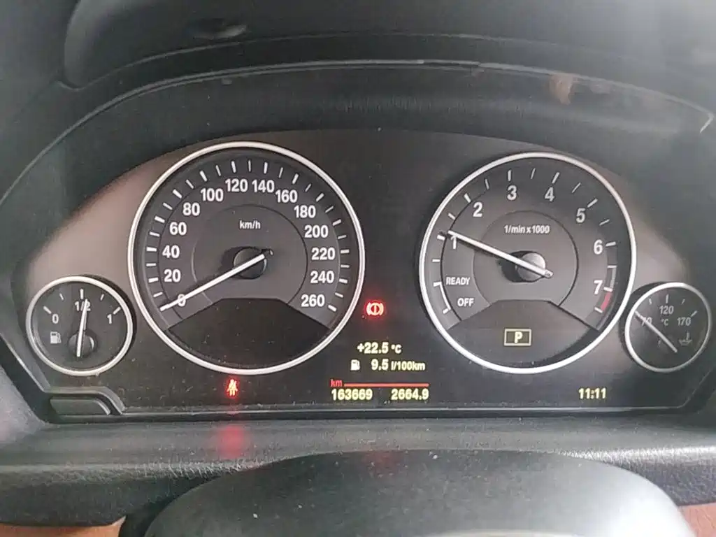 BMW 3 Series GT 2015 — фото 12