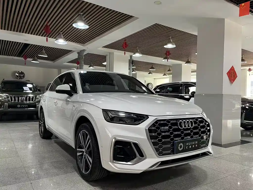 Audi Q5L 2023 — фото 3