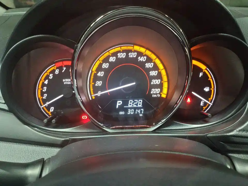 Toyota Yaris L 2023