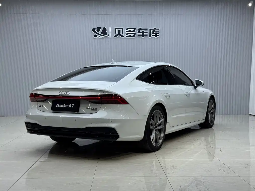 Audi A7 2024 — фото 5