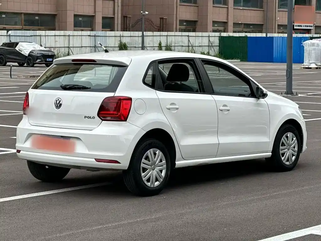 Volkswagen Polo 2018 — фото 9