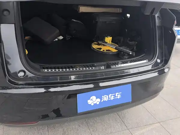 Li Auto L7 2023
