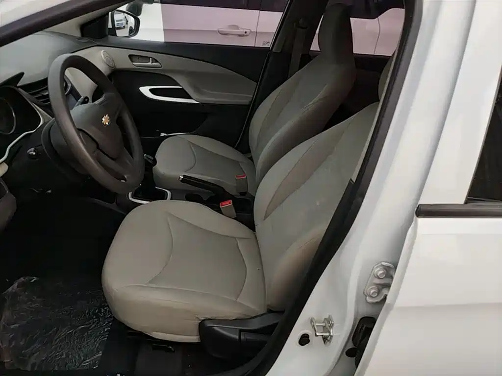 Chevrolet Sail 2015 — фото 15