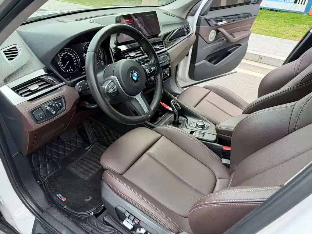 BMW X1 2021 — фото 12