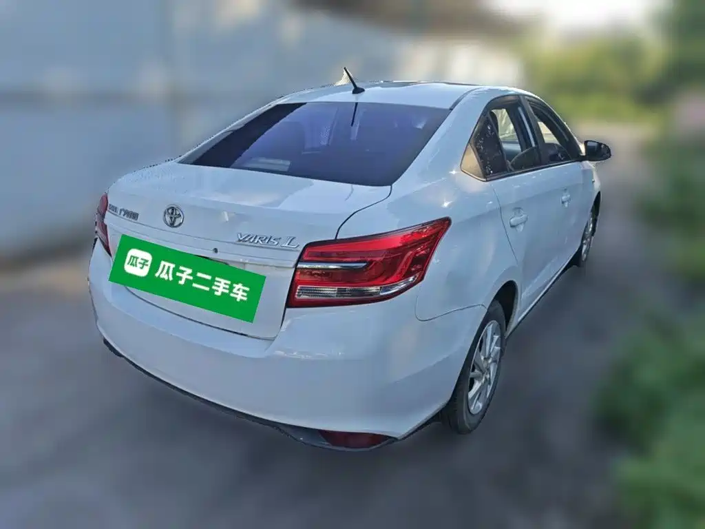 Toyota Yaris L 2019