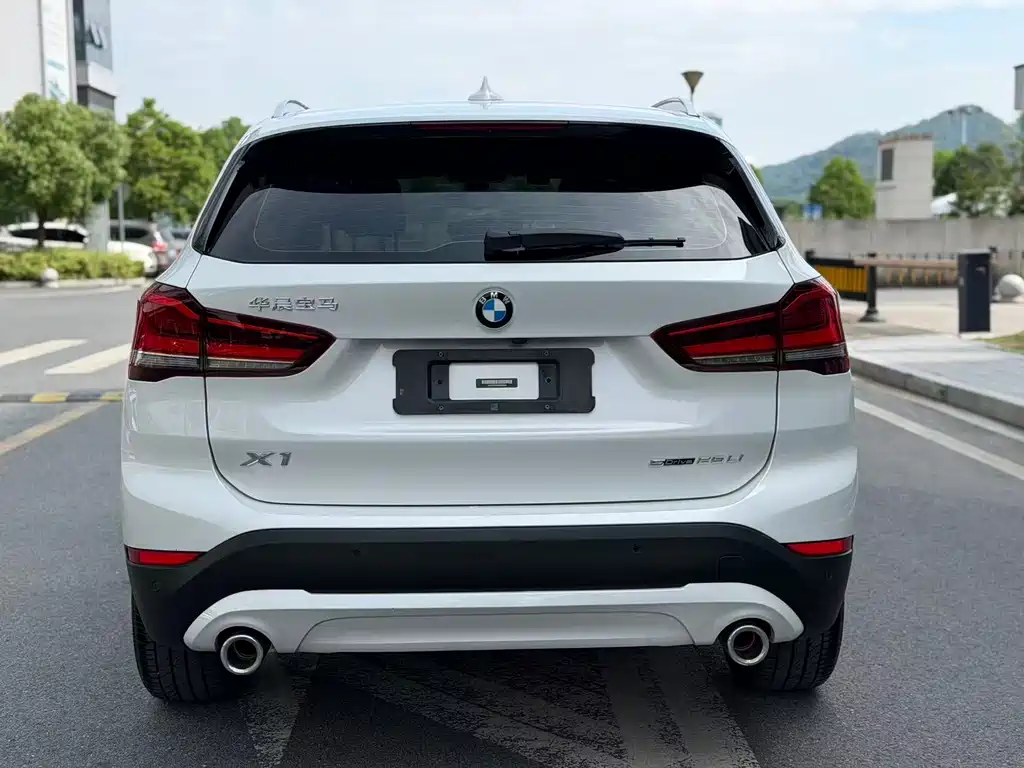 BMW X1 2021 — фото 14