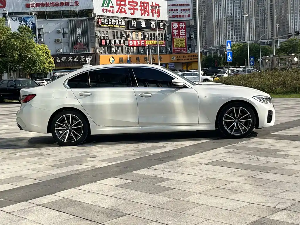 BMW 3 Series 2020
