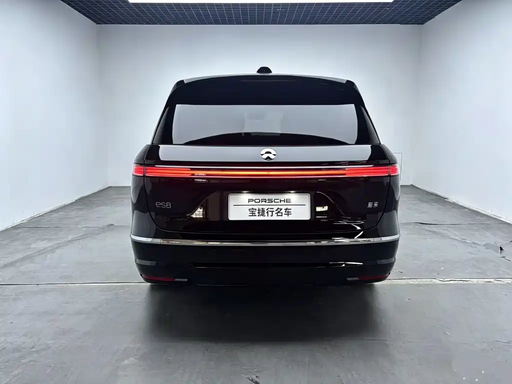 NIO ES8 2026