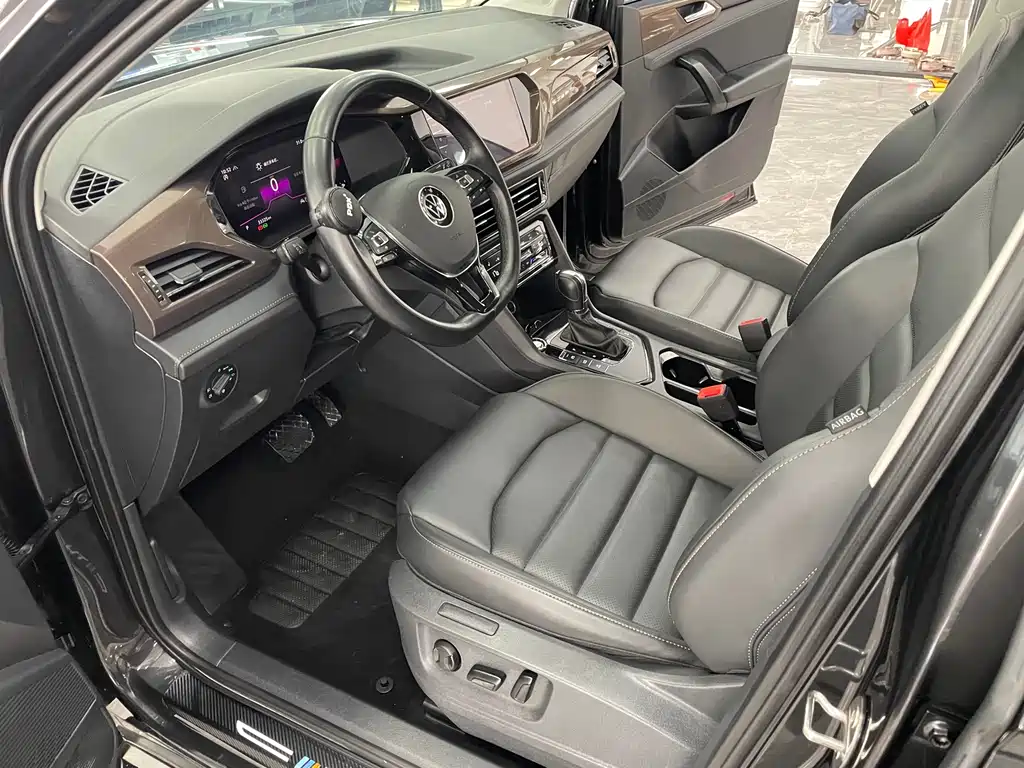 Volkswagen Tharu 2023