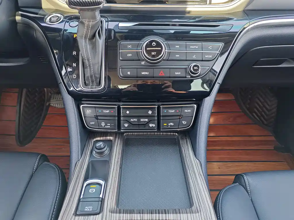 GAC Motor Trumpchi M8 2020 — фото 14