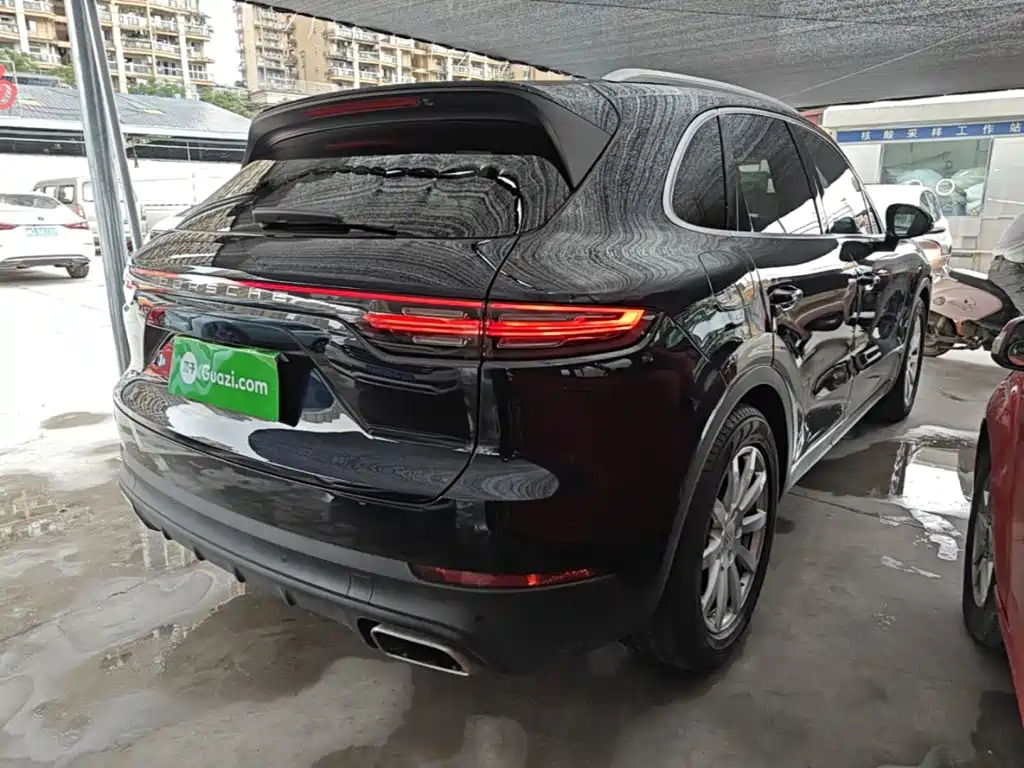 Porsche Cayenne 2020