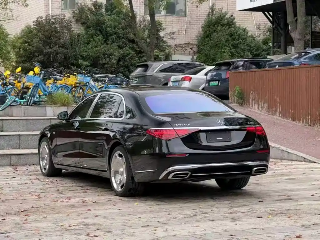 Mercedes-Benz Maybach S-Class 2023