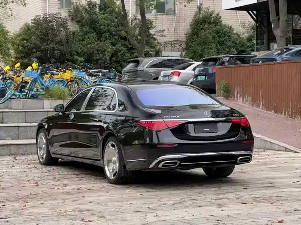 Mercedes-Benz Maybach S-Class 2023