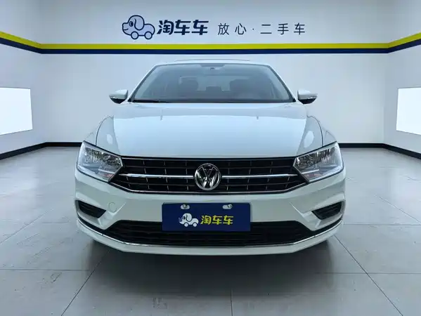 Volkswagen Bora 2022