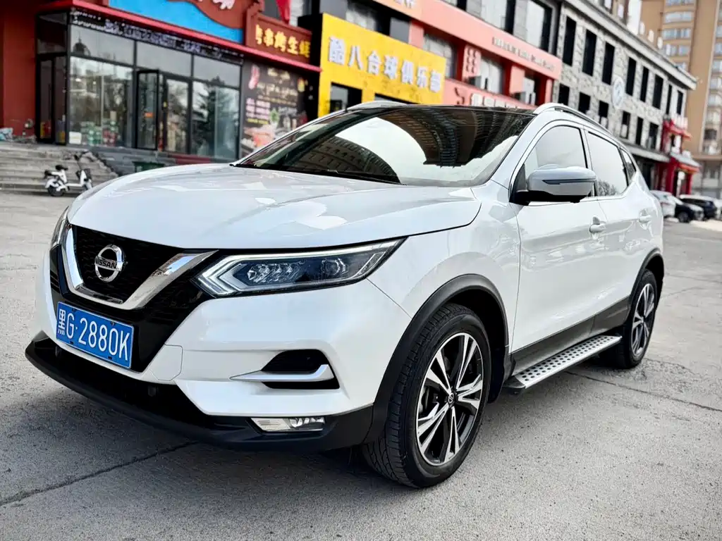 Nissan Qashqai 2022 — фото 1