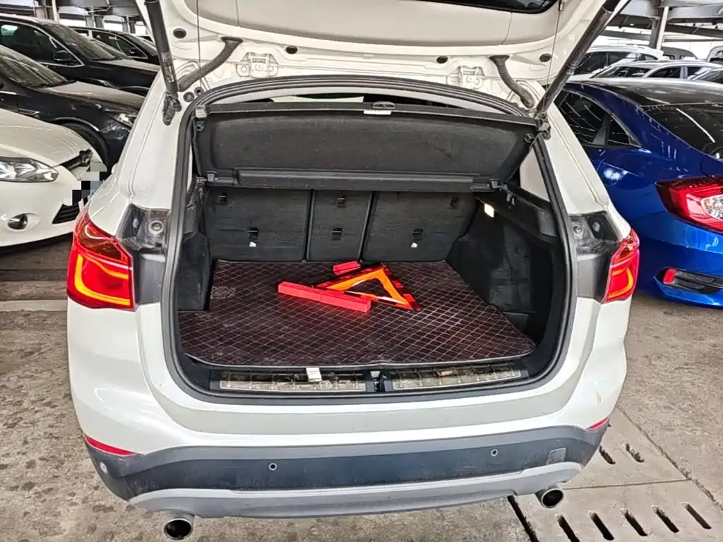 BMW X1 2018 — фото 19
