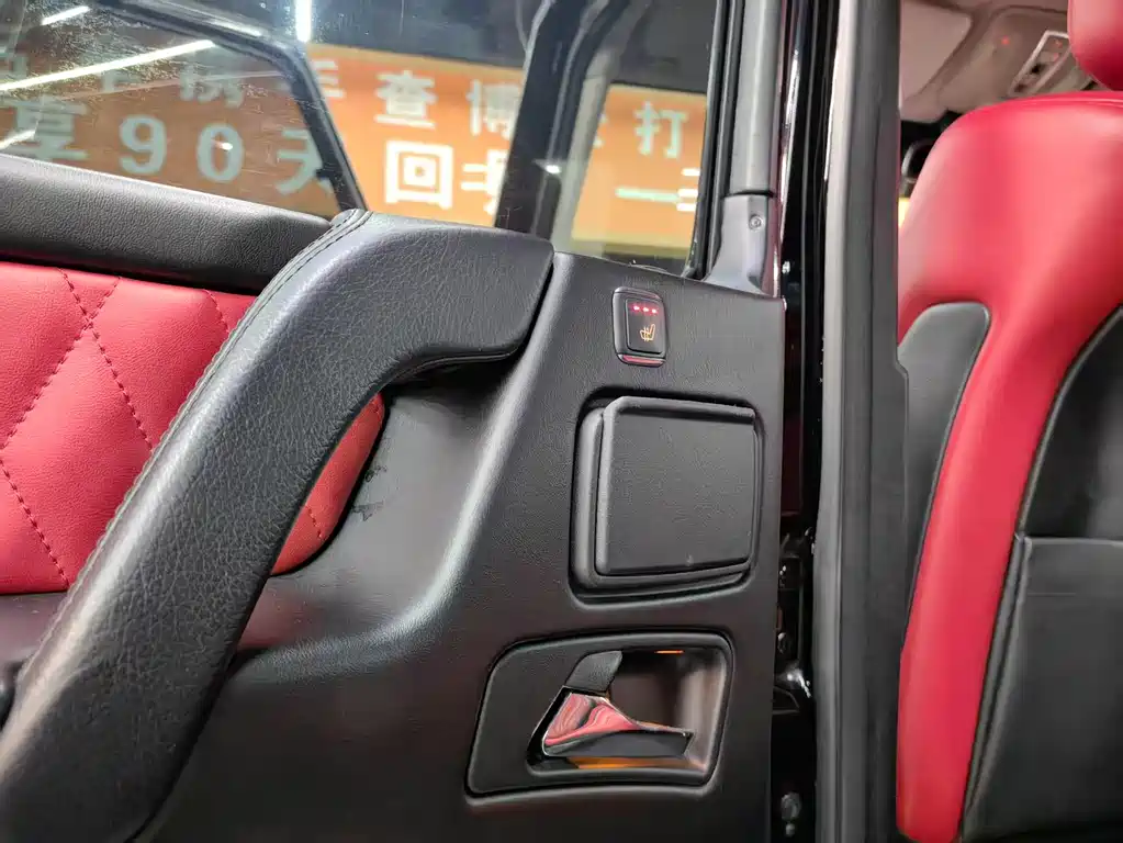 Mercedes-Benz G-Class 2019 — фото 10