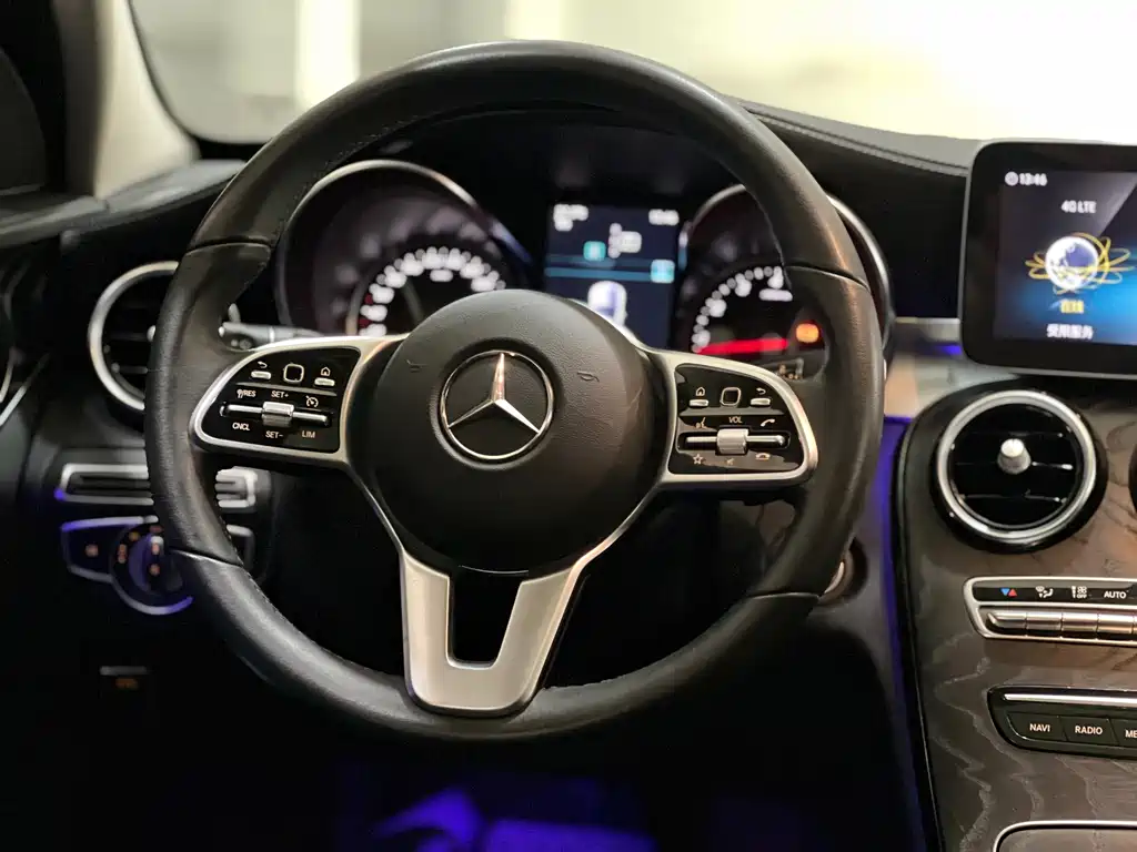 Mercedes-Benz C-Class 2019 — фото 10