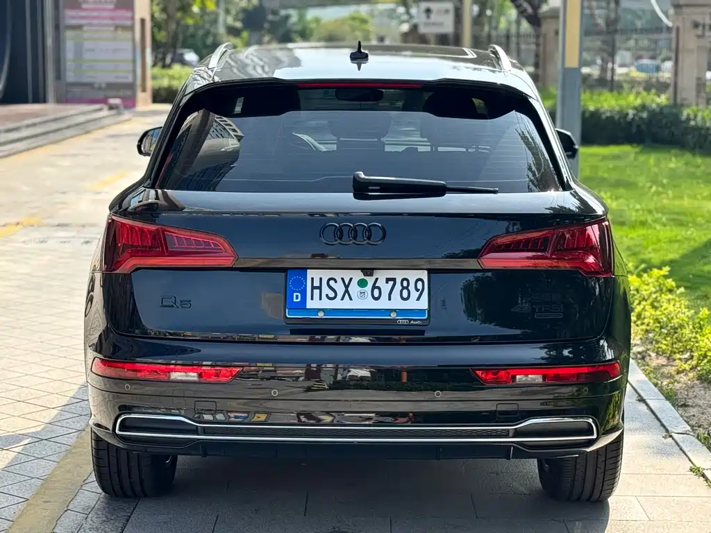 Audi Q5L 2021 — фото 6