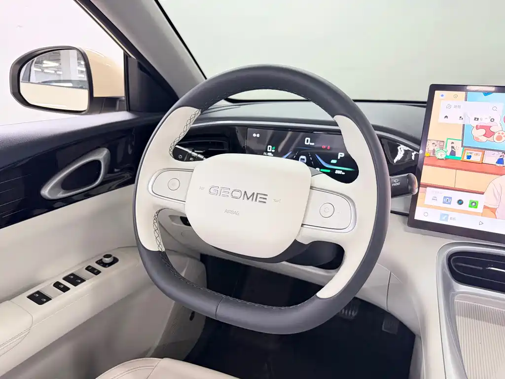 Geely Galaxy Starwish 2025 — фото 12