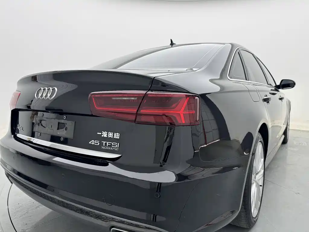 Audi A6L 2018 — фото 12