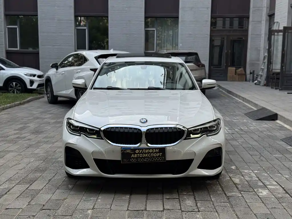 BMW 3 Series 2022