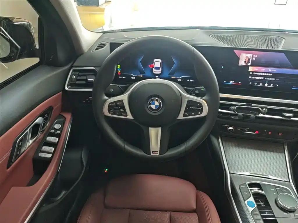 BMW i3 2024 — фото 11