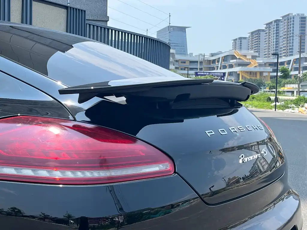 Porsche Panamera 2016 — фото 10